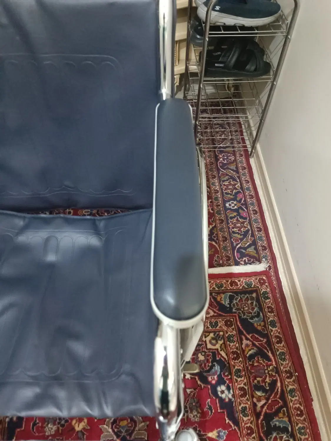 ویلچر|پزشکی|تهران, آهنگ|دیوار