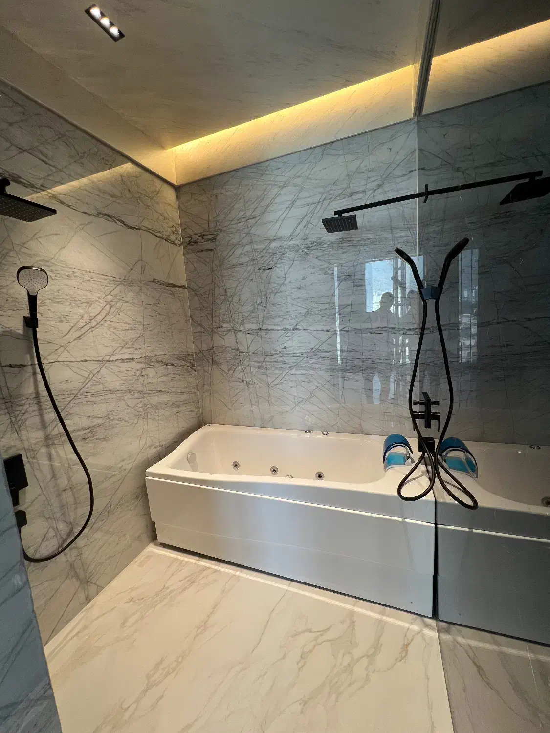 ۱۵۰ تا ۲۲۰ مدرن رهن و اجاره