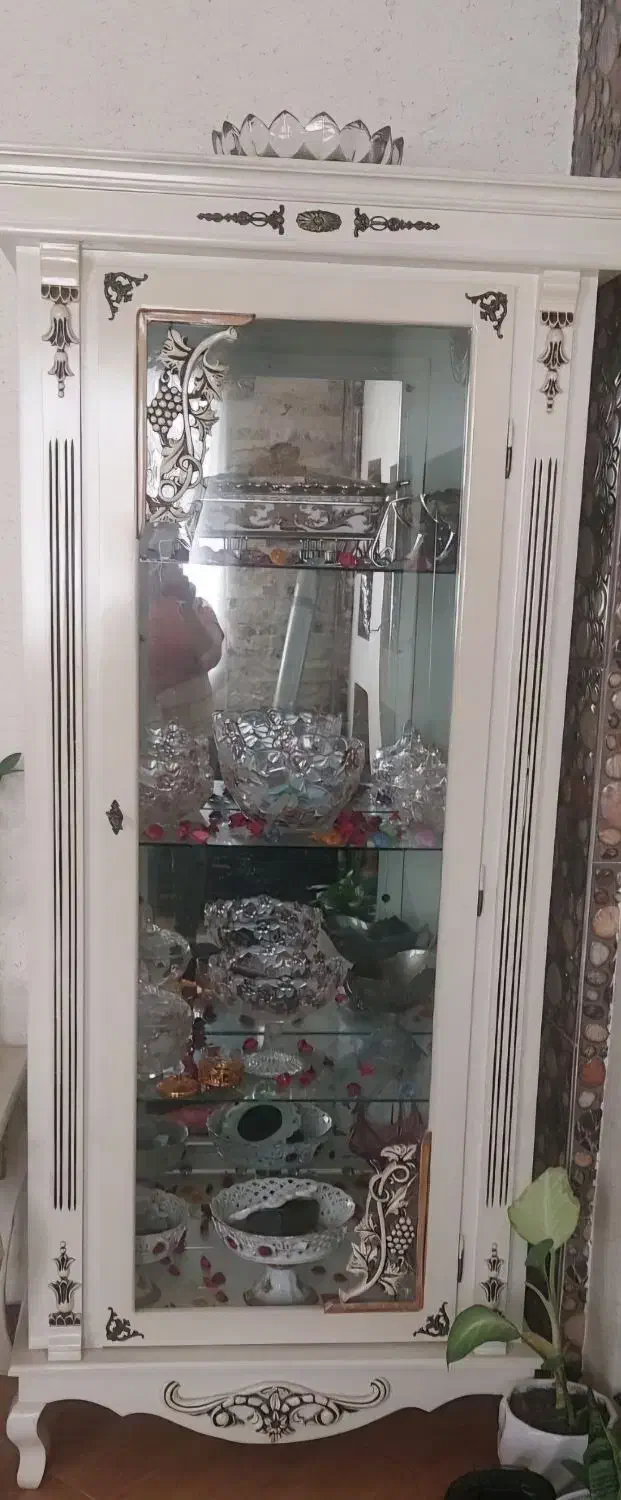 ویترین سالم|بوفه، ویترین، کنسول|رشت, حمیدیان|دیوار