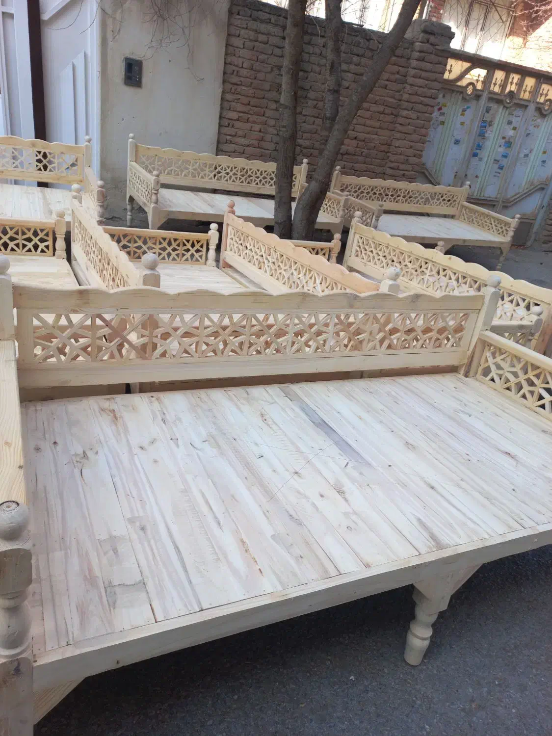 تولیدات تخت سنتی در اردبیل|مبلمان خانگی و میز عسلی|اردبیل, |دیوار