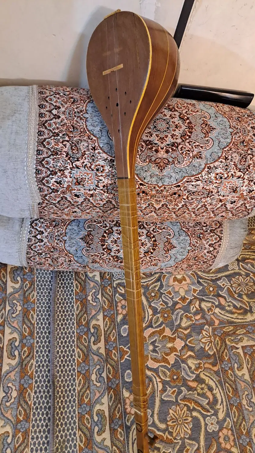 سه تار|سازهای سنتی|سمنان, |دیوار