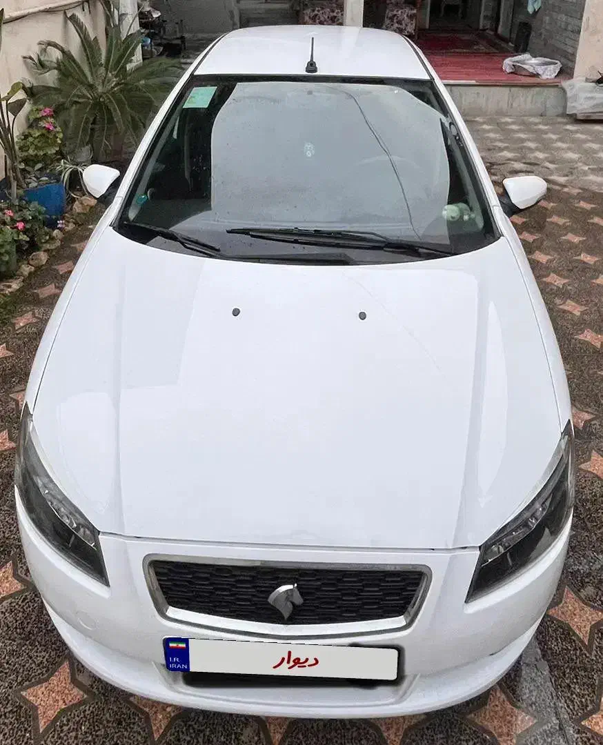 ماشین رانا پلاس ۱۴۰۰ بیرنگ|خودرو سواری و وانت|ساری, |دیوار