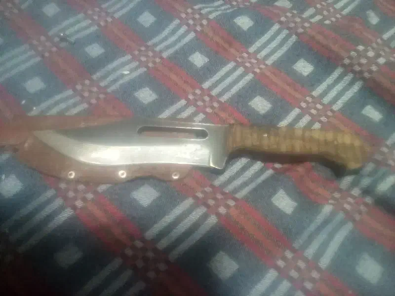 چاقو شکاری تیغه فولادی کار دست|کوهنوردی و کمپینگ|ری, سیزده آبان|دیوار