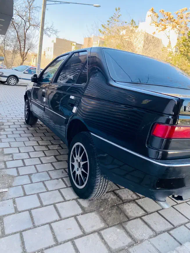 پژو مدل ۸۳ مشکی|خودرو سواری و وانت|مشهد, نیروی هوایی|دیوار