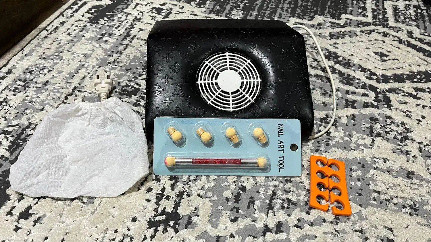 لوازم ناخن کاری|آرایشگاه و سالن‌های زیبایی|آمل, |دیوار