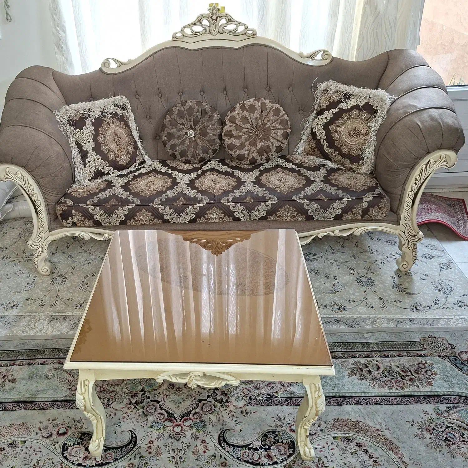 مبل ۷ نفره سلطنتی|مبلمان خانگی و میز عسلی|تهران, اوقاف|دیوار