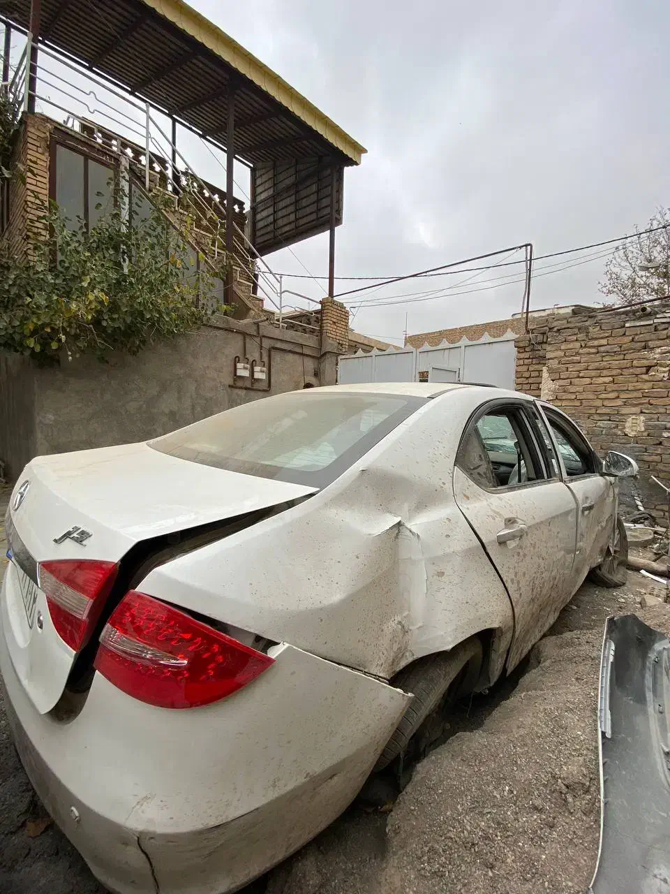 سواری جک j5 مدل ۹۴ کم کار تصادفی|خودرو سواری و وانت|مشهد, شریف|دیوار