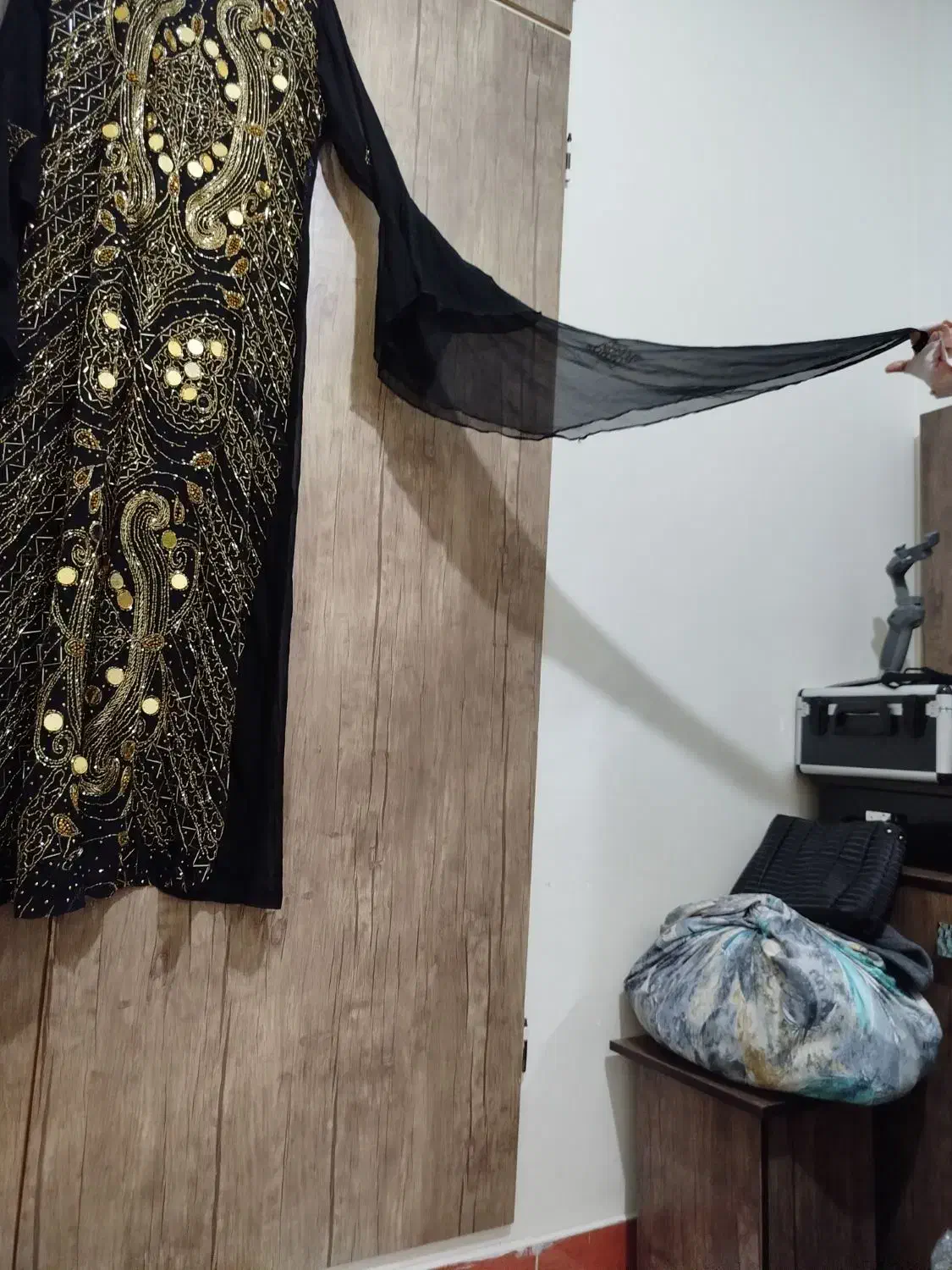 لباس مجلسی کوردی|لباس|قرچک, پارس سرام|دیوار