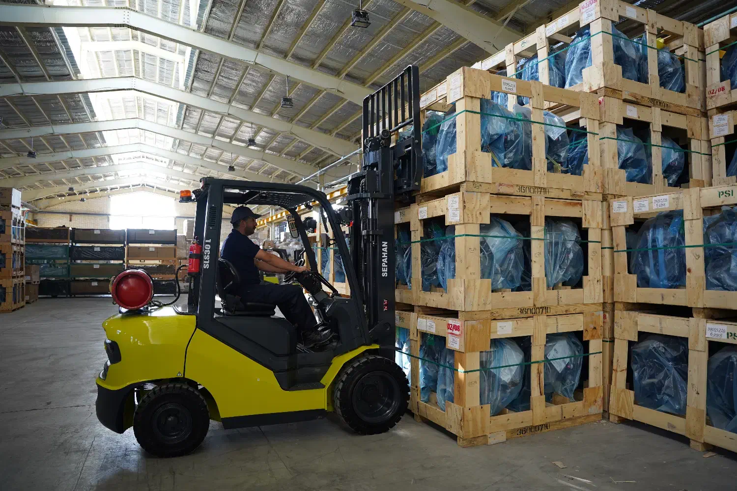 انباردار و کمک انباردار|استخدام اداری و مدیریت|شاهینشهر, مورچه خورت|دیوار