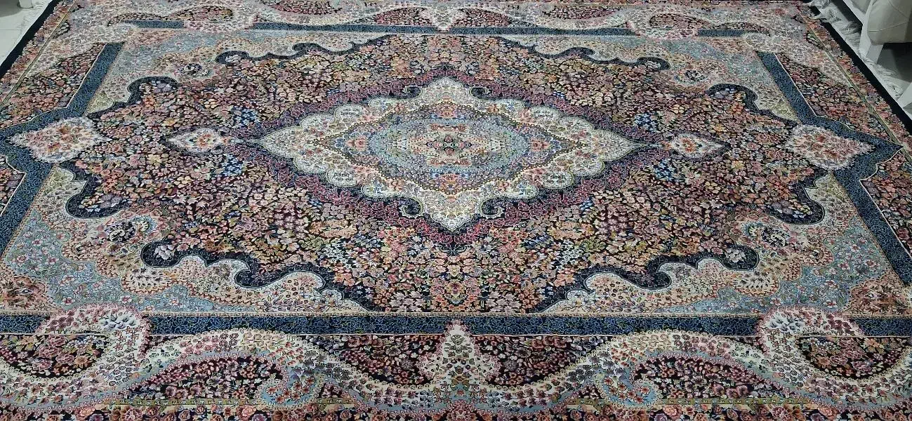 فرش ۷۰۰شانه ۶متری|فرش|کرج, کمال‌شهر|دیوار