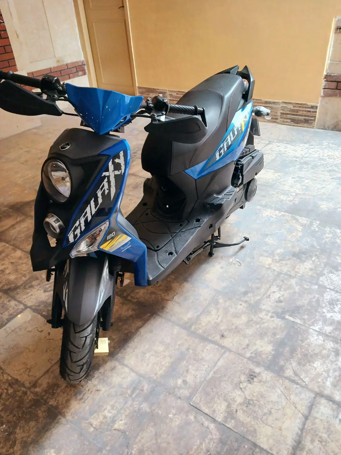 sym 180c موتور|موتورسیکلت|تهران, حکمت|دیوار
