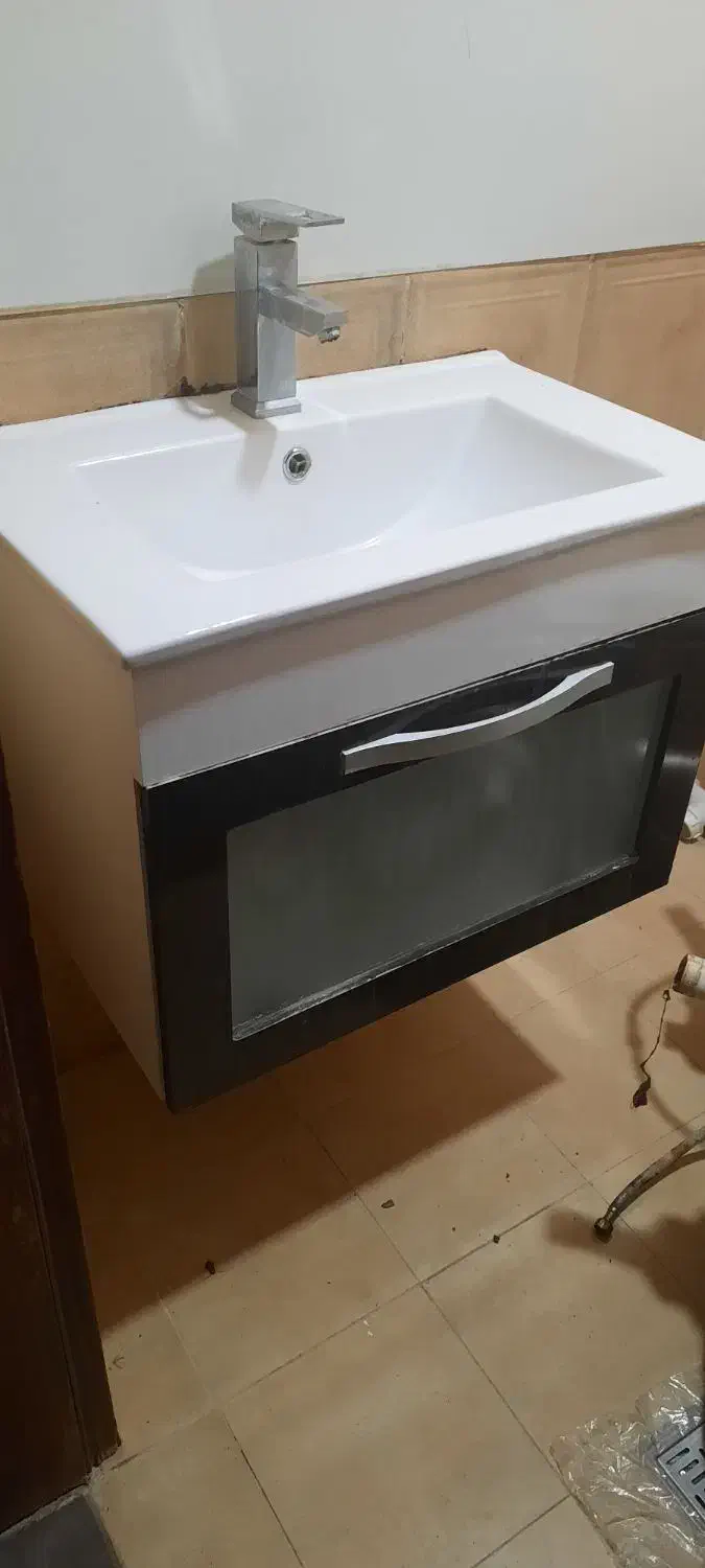 فروش رو شویی و توالت فرنگی و سینک ظرفشویی|لوازم سرویس بهداشتی|شیراز, قصرالدشت|دیوار