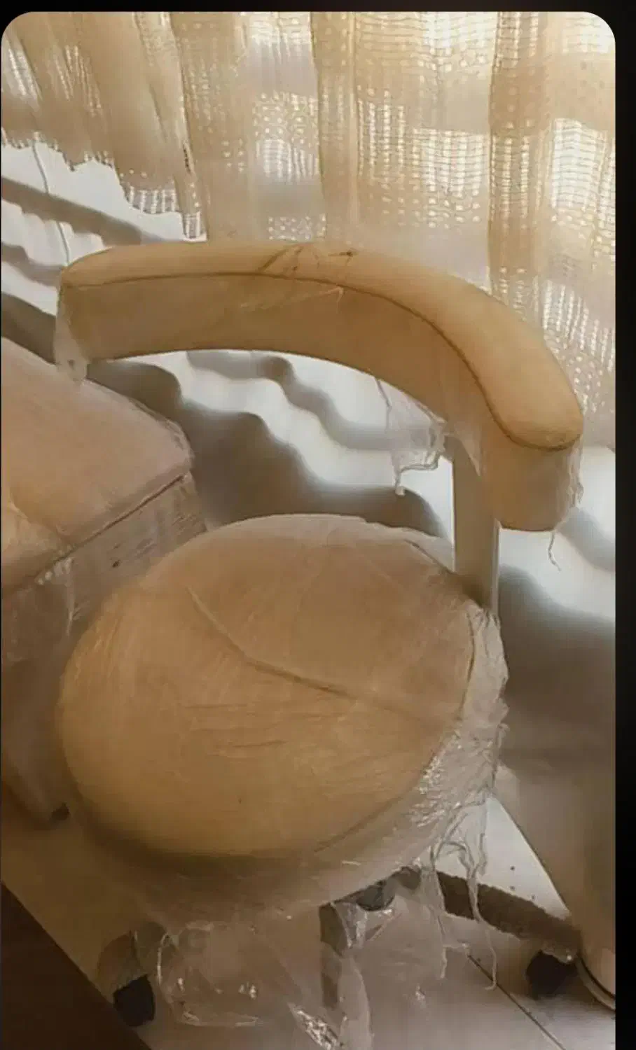 اینه و صندلی استاد کار|آرایشگاه و سالن‌های زیبایی|رشت, انصاری|دیوار