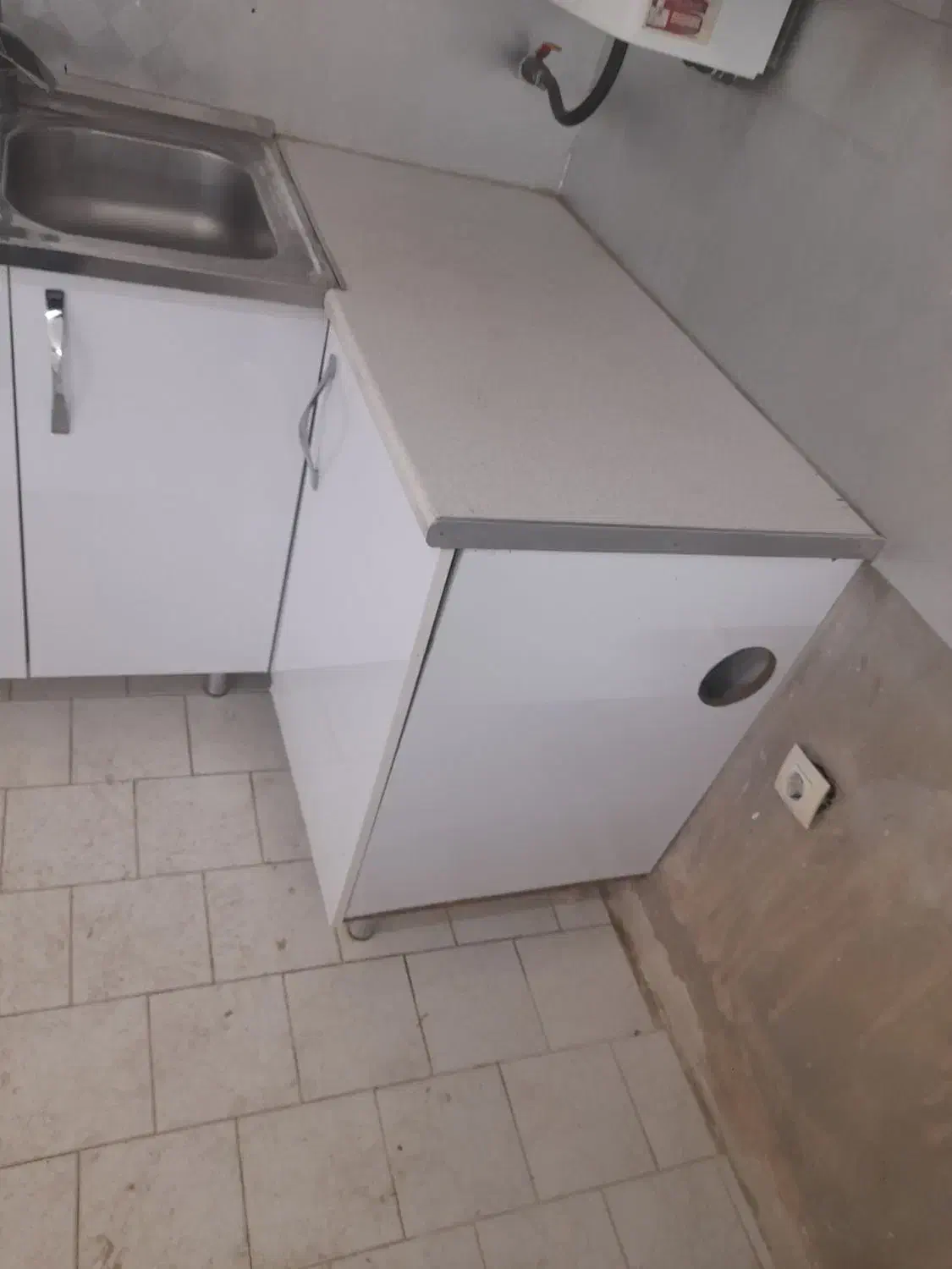 کابینت دست دوم|مصالح و تجهیزات ساختمان|اصفهان, سرچشمه|دیوار