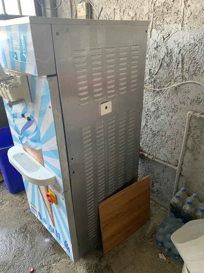 دستگاه بستنی ساز. شانی مو|فروشگاه و مغازه|سنندج, |دیوار