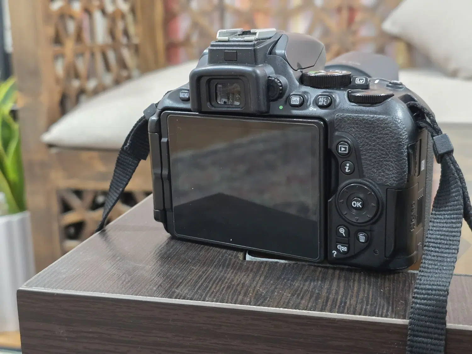 Nikon D5600 kit 18-55|دوربین عکاسی و فیلم‌برداری|رفسنجان, |دیوار