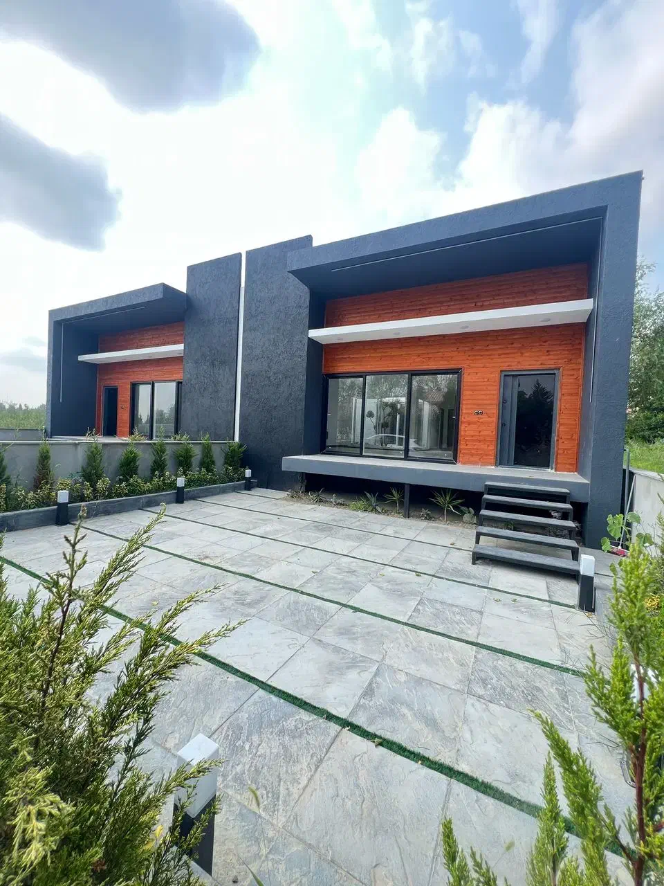 ویلاهمکف+شهرکی باگیت/۲۰۰زمین۹۰بنا۲خواب|فروش خانه و ویلا|آلاشت, |دیوار