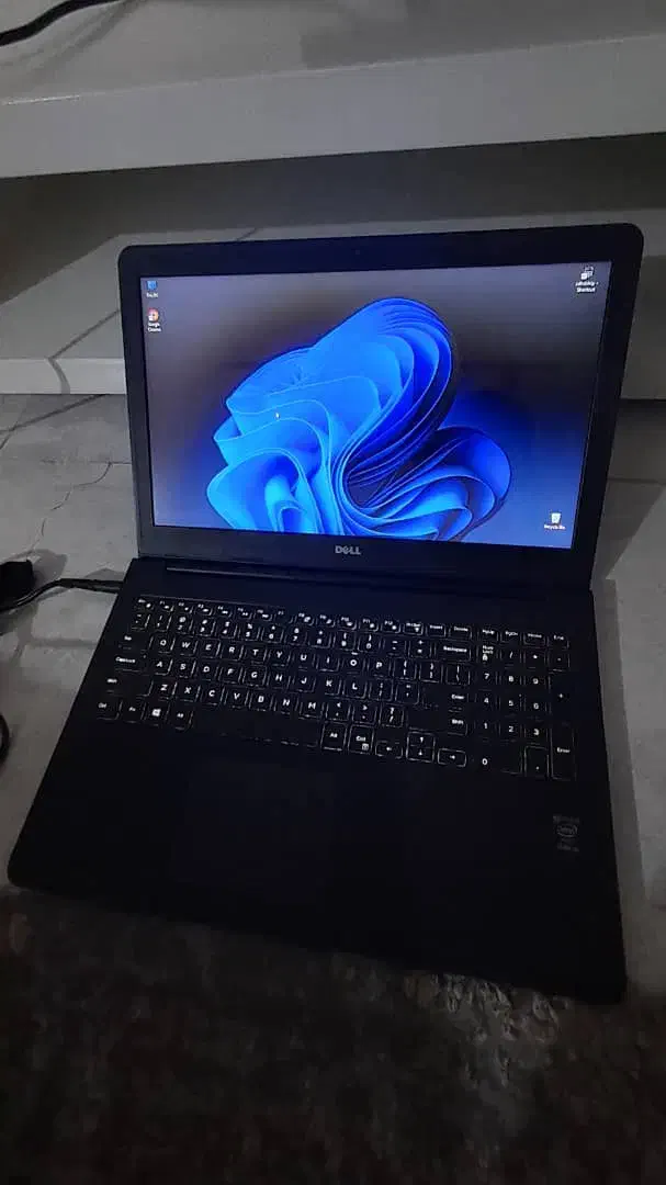 لپتاپ دل i5 .رم 8 هارد ۵۰۰ کیبورد بک لایت|رایانه همراه|شیراز, فرهنگیان|دیوار
