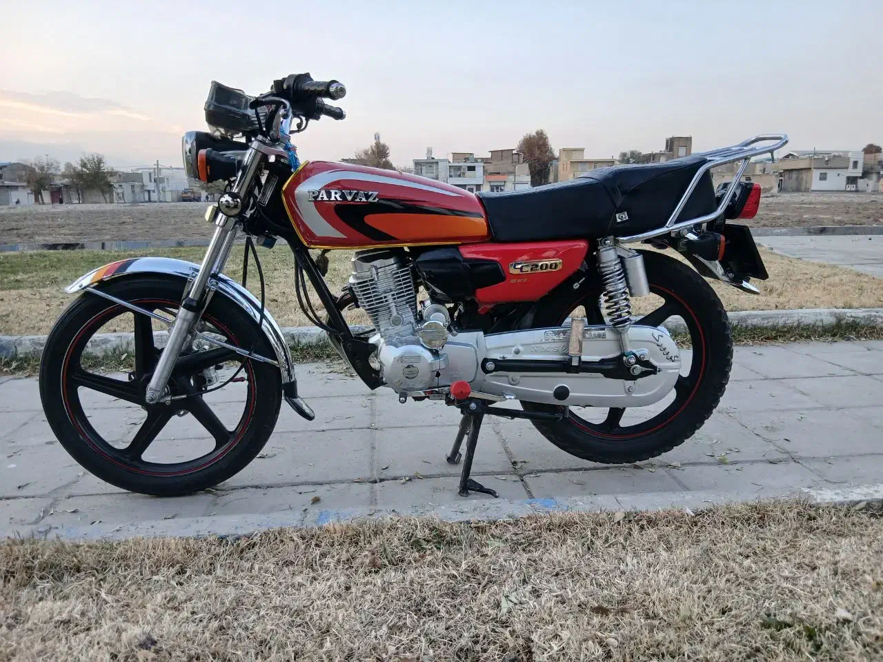 موتور سیکلت|موتورسیکلت|بروجرد, |دیوار