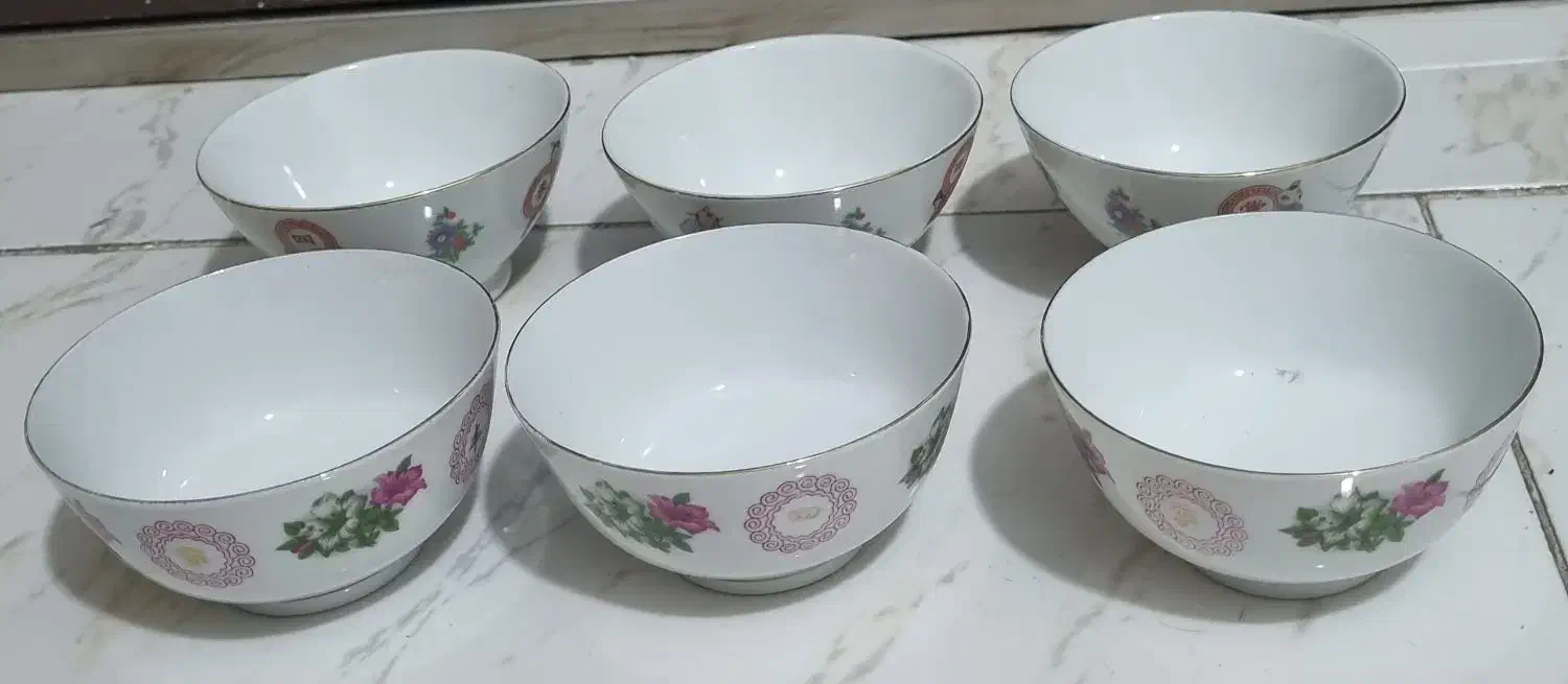 ۶ عدد پیاله گل شیپوری خیلی قدیمی قدمت دار(درحدنو)|کلکسیون اشیاء عتیقه|اندیشه, اندیشه فاز ۱|دیوار