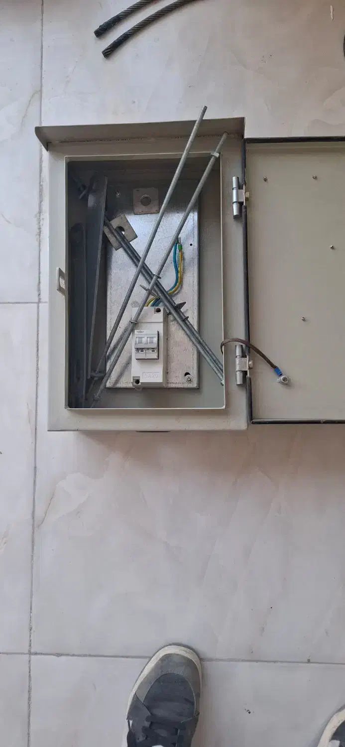 تابلو برق|مصالح و تجهیزات ساختمان|پردیس, فاز ۳|دیوار