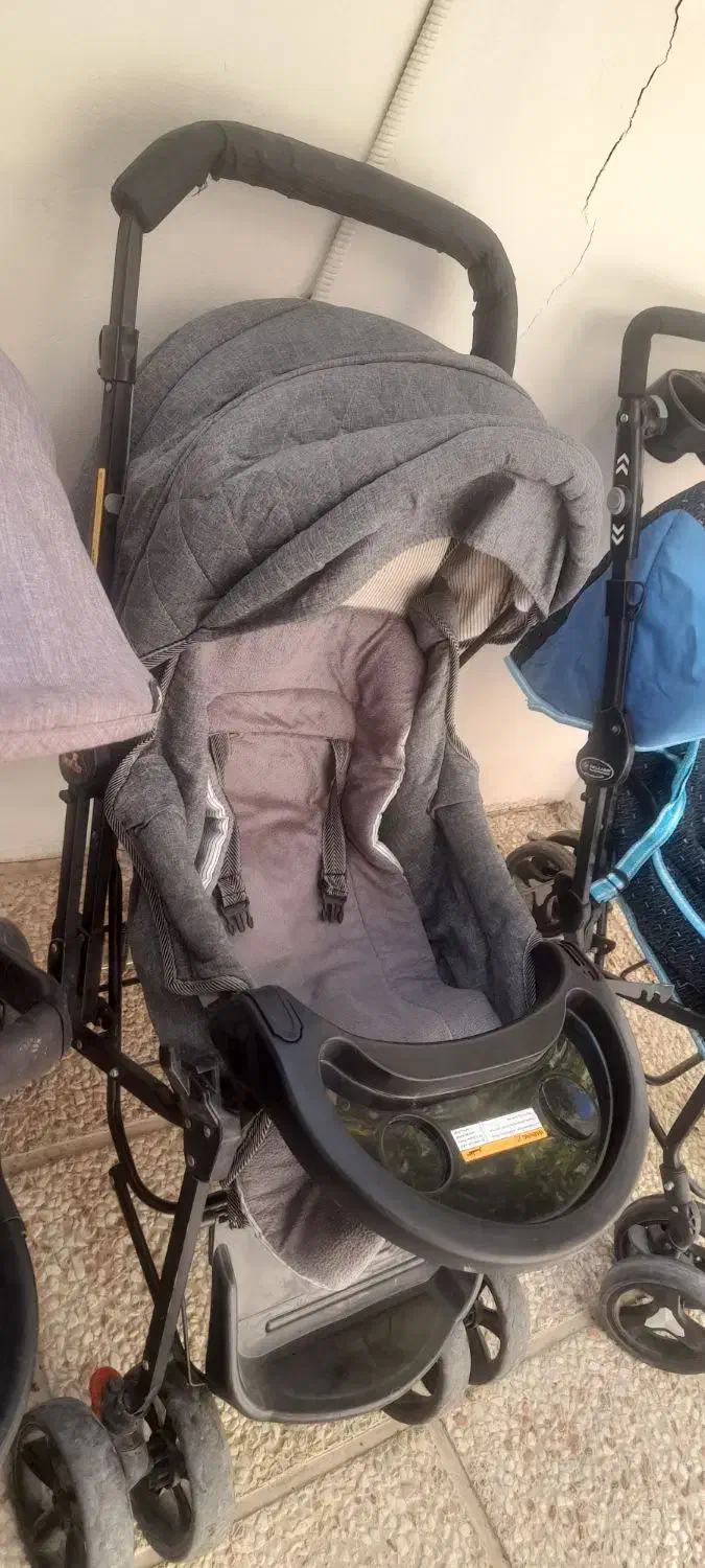 کالسکه توسی اسپورت درحدنو وروروک موزیکال سالم|کالسکه و لوازم جانبی|شیراز, علوم پزشکی|دیوار