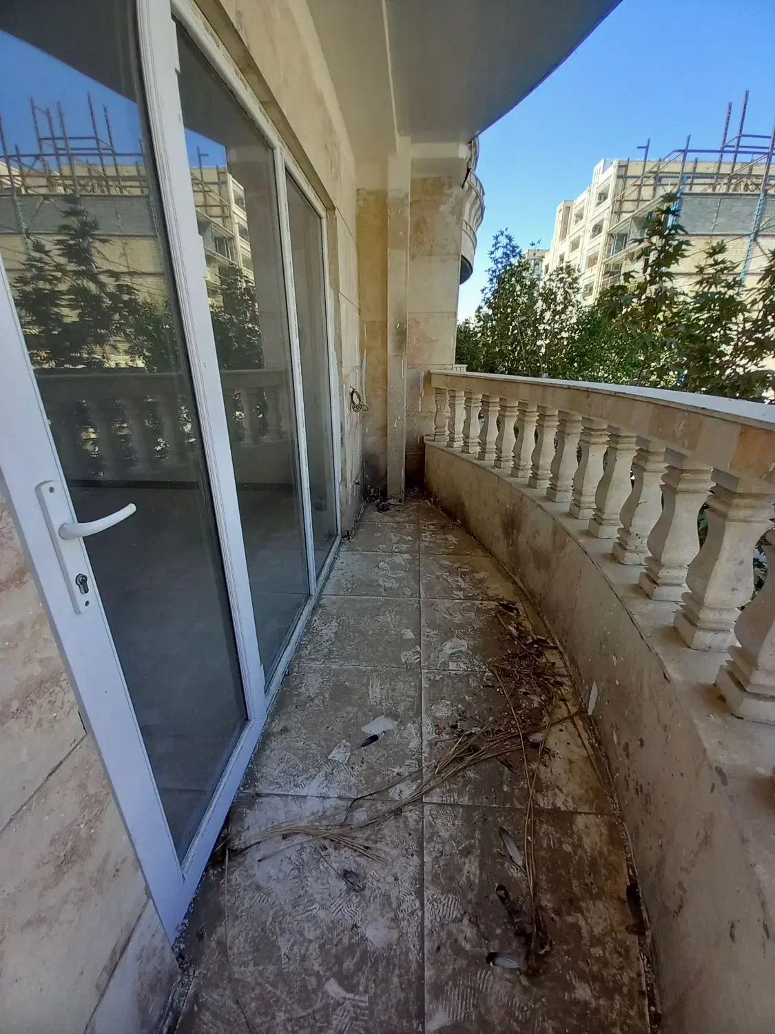 واحد ۱۳۰ متری،غرق در نور،کلید اول،خیام شرقی|فروش آپارتمان|دورود, |دیوار