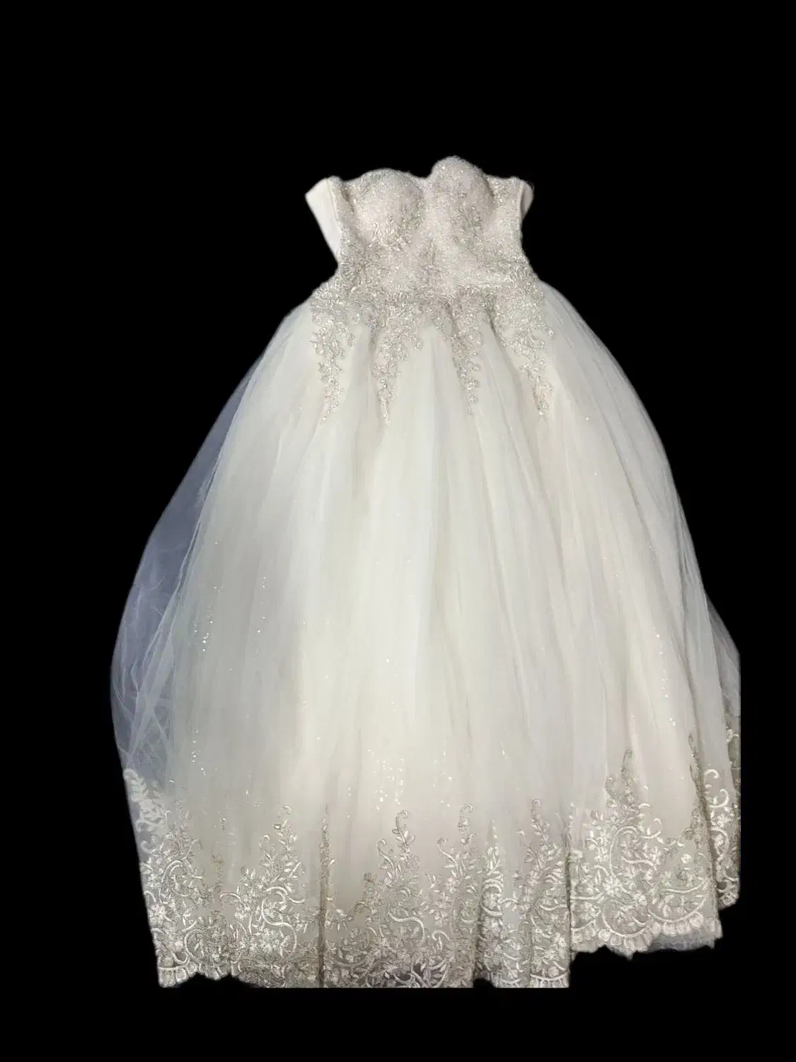 لباس عروس کار شده بسیار شکیل در حد نو|لباس|تهران, جوادیه تهرانپارس|دیوار