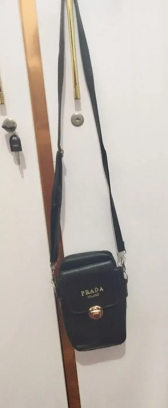 کیف|کیف، کفش، کمربند|اهواز, کوی علوی|دیوار