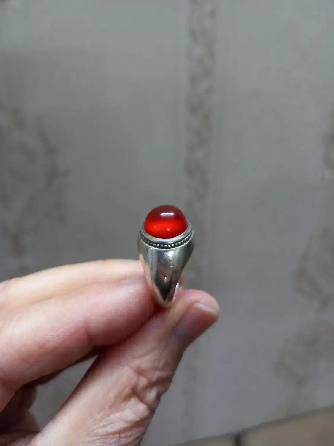 انگشتر نقره عقیق یمنی|کلکسیون اشیاء عتیقه|اسلام‌شهر, شهرک مفیدی|دیوار