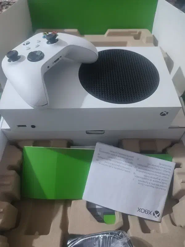 Xbox series s ایکس باکس سری اس|کنسول، بازی ویدئویی و آنلاین|شیراز, شاپورجان|دیوار