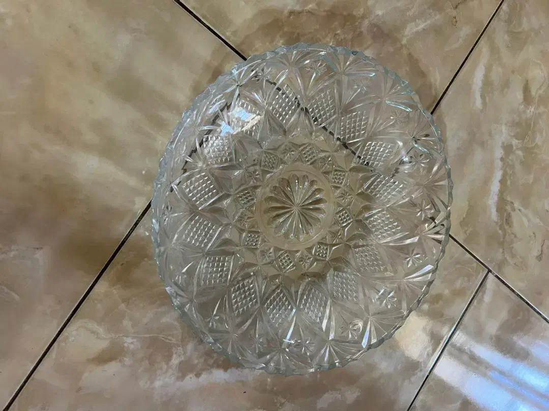 دیس گرد فرانسوی  جاه میوه ای وپیش دستی|ظروف سرو و پذیرایی|شیراز, قدوسی غربی|دیوار