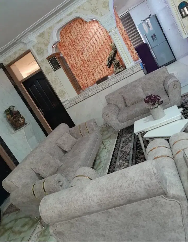 مبل ۷ نفره سالم و تمیز|مبلمان خانگی و میز عسلی|تهران, سعادتآباد|دیوار
