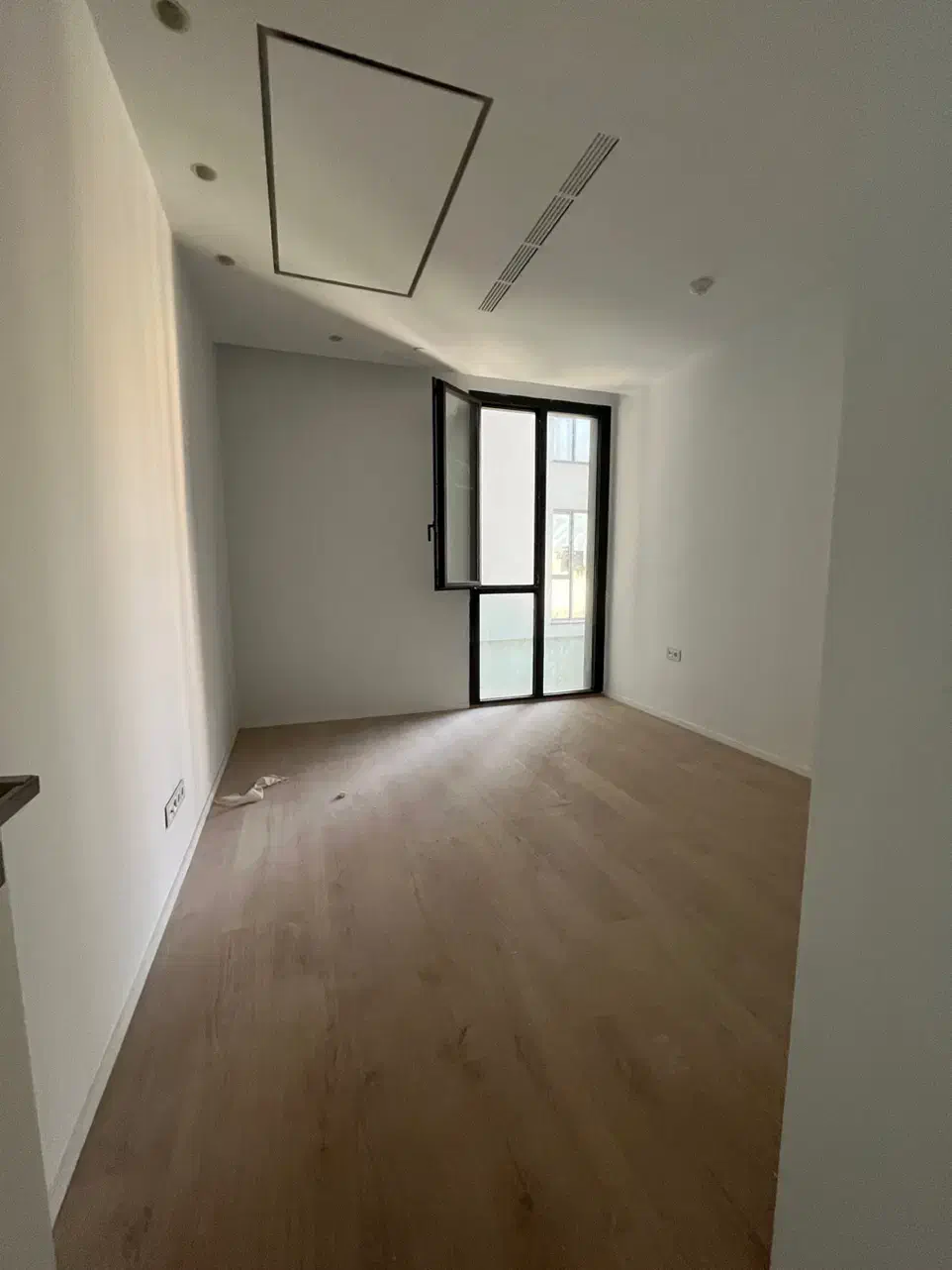 ۱۵۰ تا ۲۲۰ مدرن رهن و اجاره