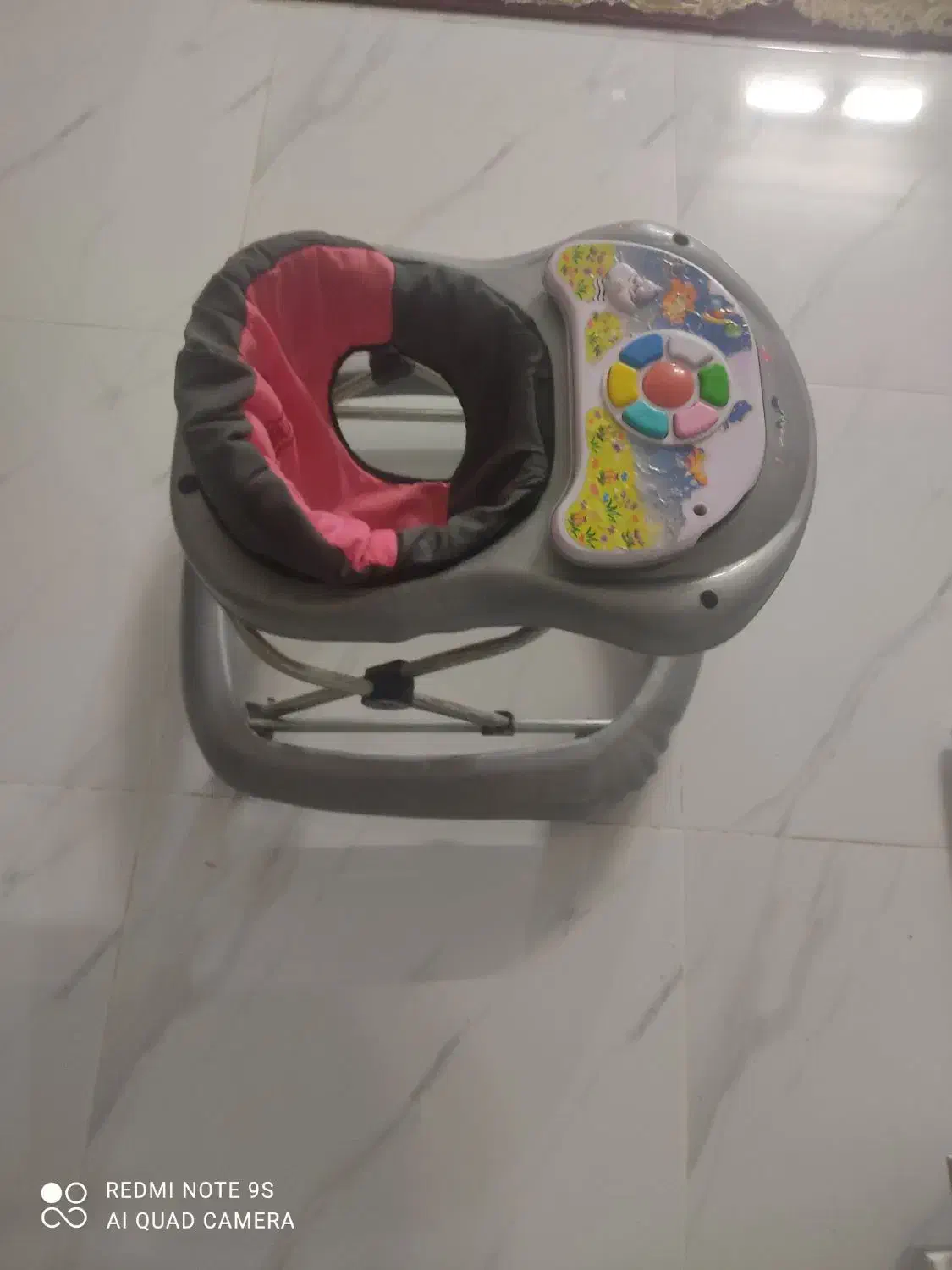 روروک بچه صحیح و سالم|اسباب و اثاث بچه|همدان, |دیوار