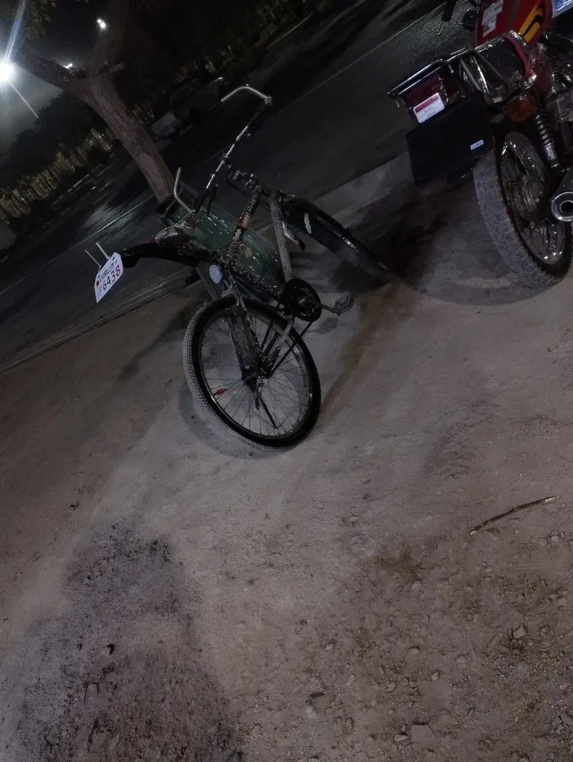 دوچرخه|دوچرخه، اسکیت، اسکوتر|پاکدشت, حصار امیر|دیوار