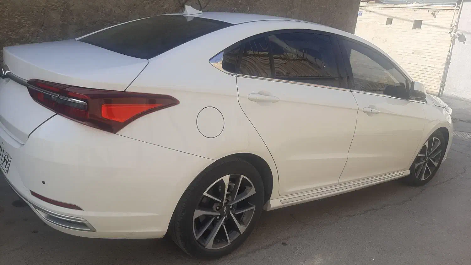 اریزو ۶ اکسلنت ۷۵۰۰۰ کار|خودرو سواری و وانت|اصفهان, ملاصدرا|دیوار