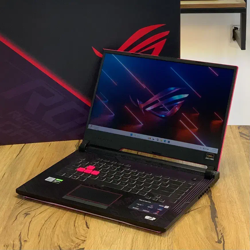 لپ‌تاپ Asus ROG G512LU / نسخه خاص cyberpink گیمینگ|رایانه همراه|مشهد, ارشاد|دیوار