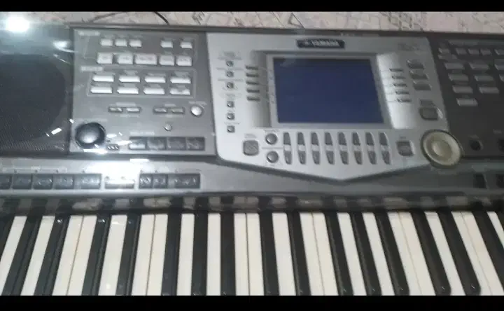 ارگ یاماهاpsr 1000|پیانو، کیبورد، آکاردئون|اسفراین, |دیوار