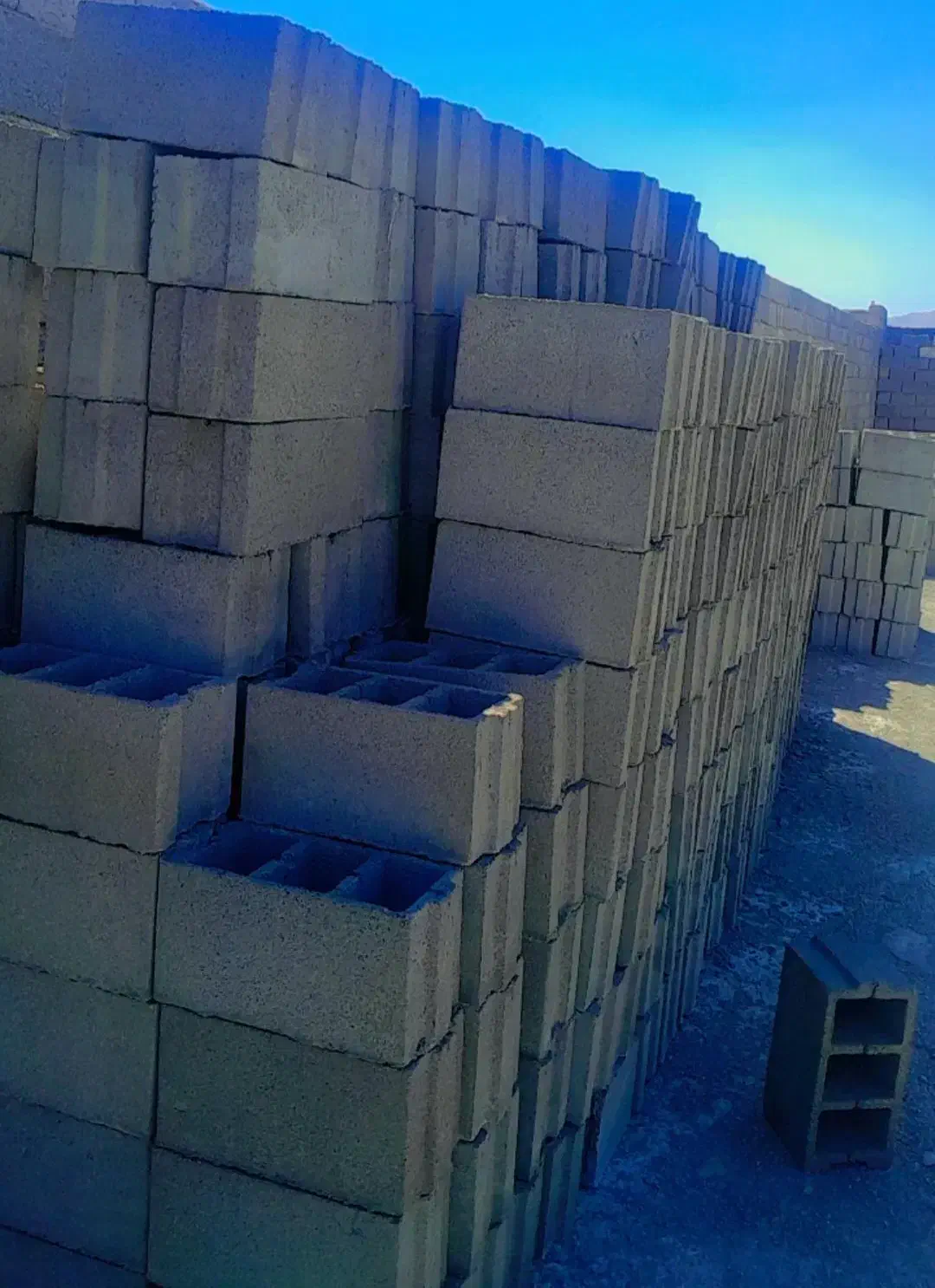 فروش بلوک سیمانی .ماسه.سیمان|مصالح و تجهیزات ساختمان|شاهرود, |دیوار