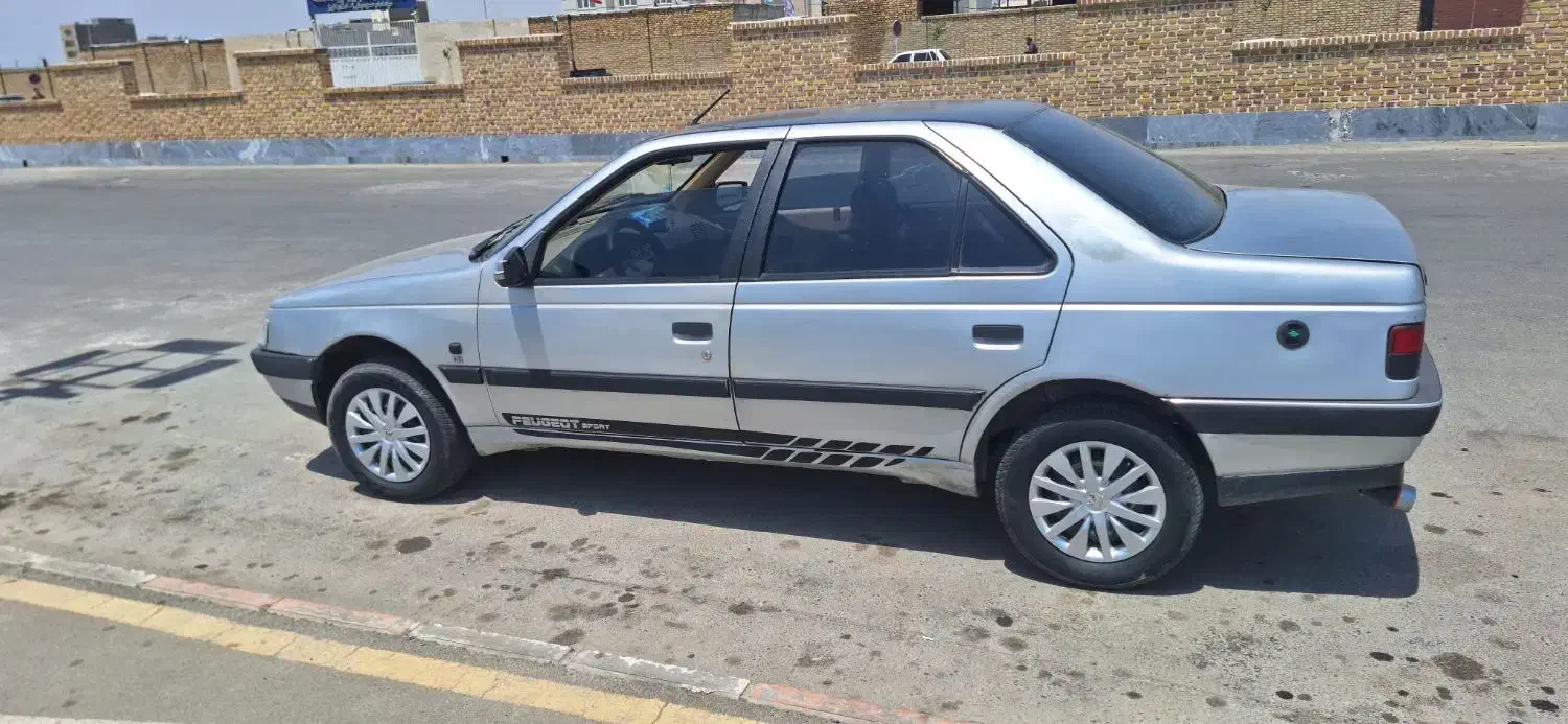 پژو ۴۰۵ مدل ۸۸ نقره ای تو کرم|خودرو سواری و وانت|محمدشهر, یزدیها|دیوار