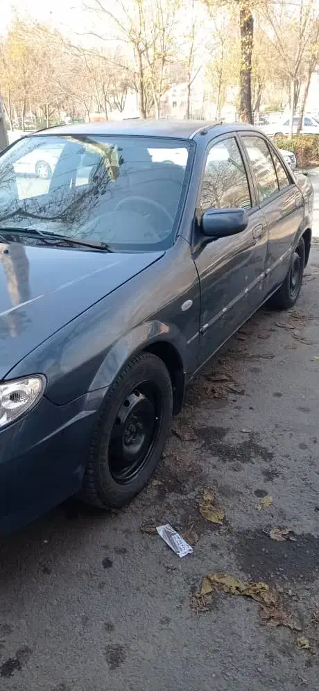 مزدا ۳۲۳|خودرو سواری و وانت|اصفهان, فروردین|دیوار