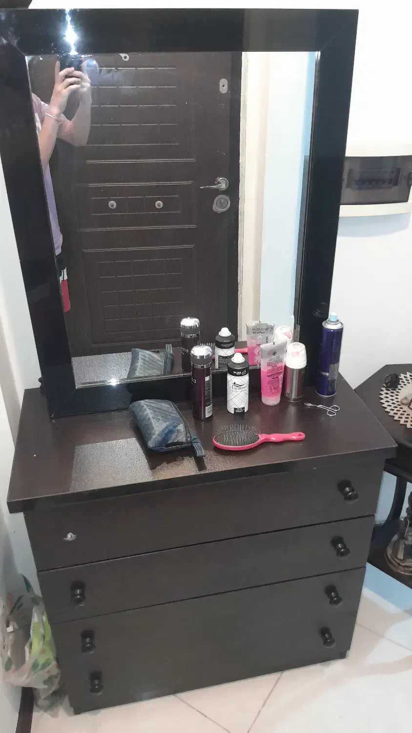 میز دراور و لوازم ارایش|جاکفشی، کمد، دراور|پرند, فاز ۴|دیوار