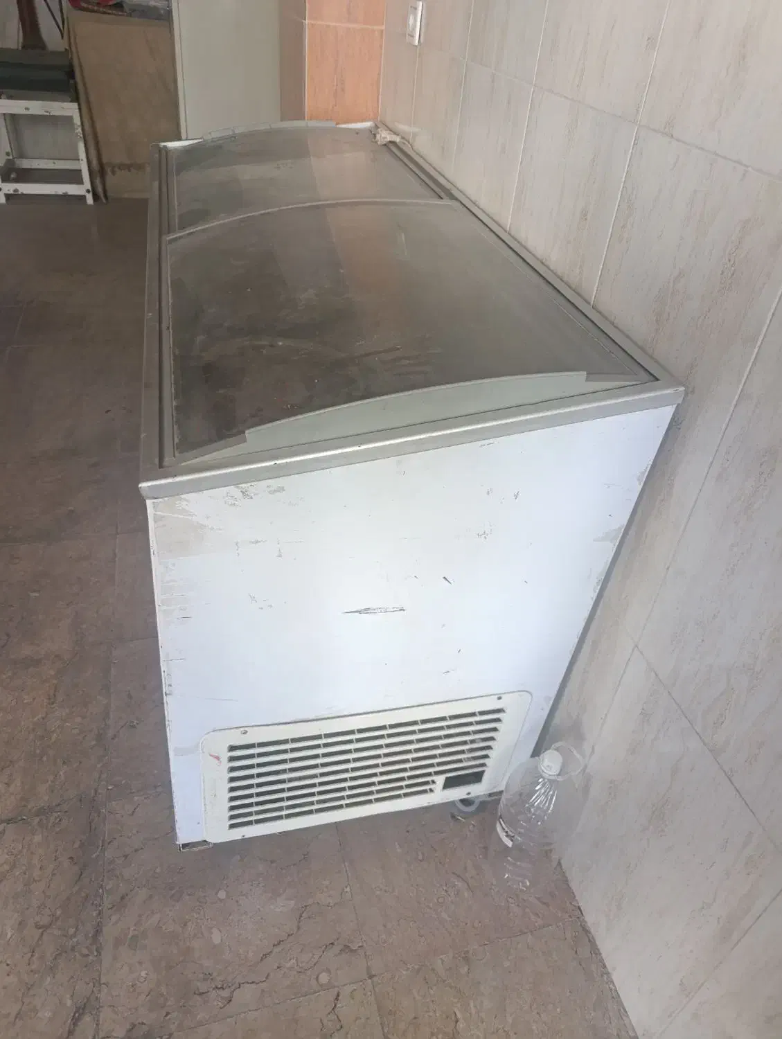 فیریزر بستنی ، صندوقی تمیز و نو|یخچال و فریزر|شاهین‌شهر, حافظ جنوبی|دیوار