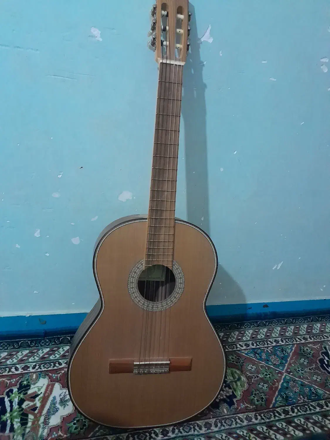 گیتاردرحدنو دالاهو|گیتار، بیس، امپلیفایر|خرمشهر, |دیوار