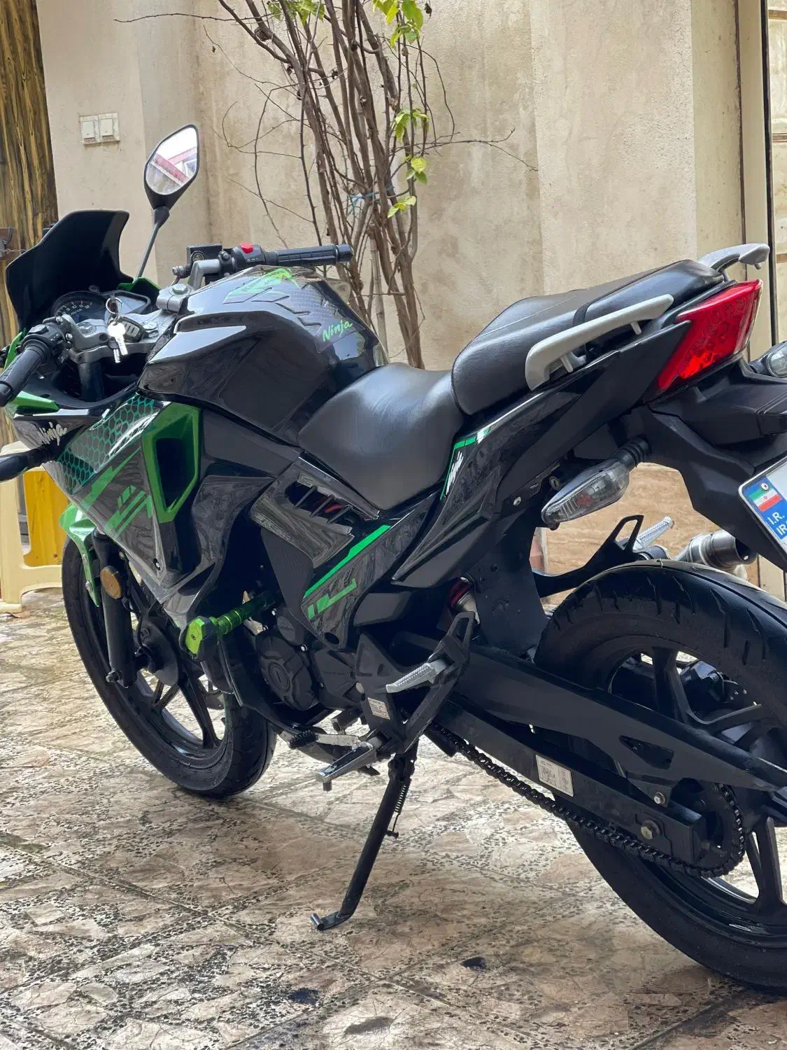 فروش مگلی۲۰۰|موتورسیکلت|لاهیجان, کاروانسرابر|دیوار