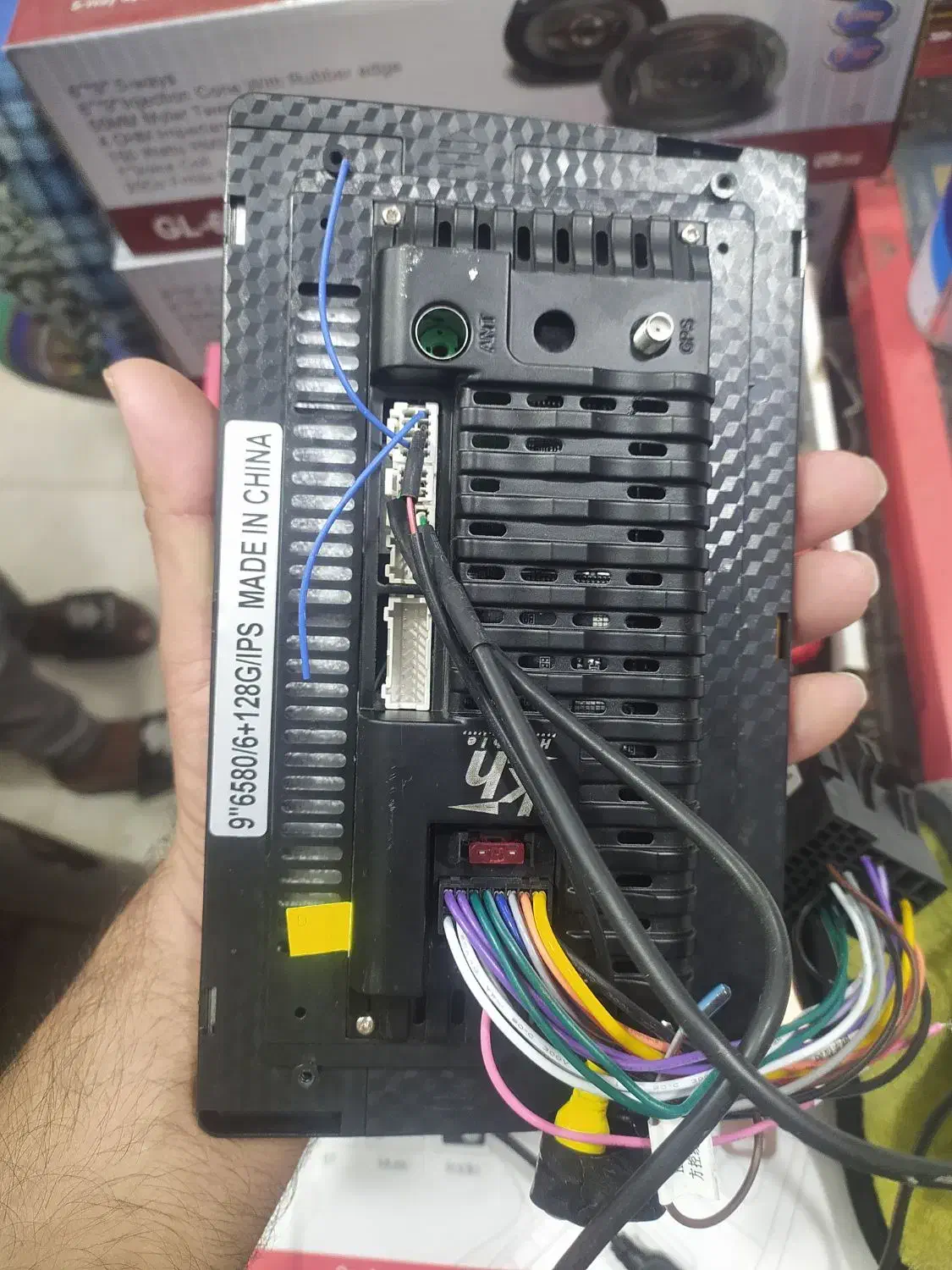 مانیتور با کیفیت فقط دوماه کار کرده|قطعات و لوازم جانبی رایانه|قشم, |دیوار