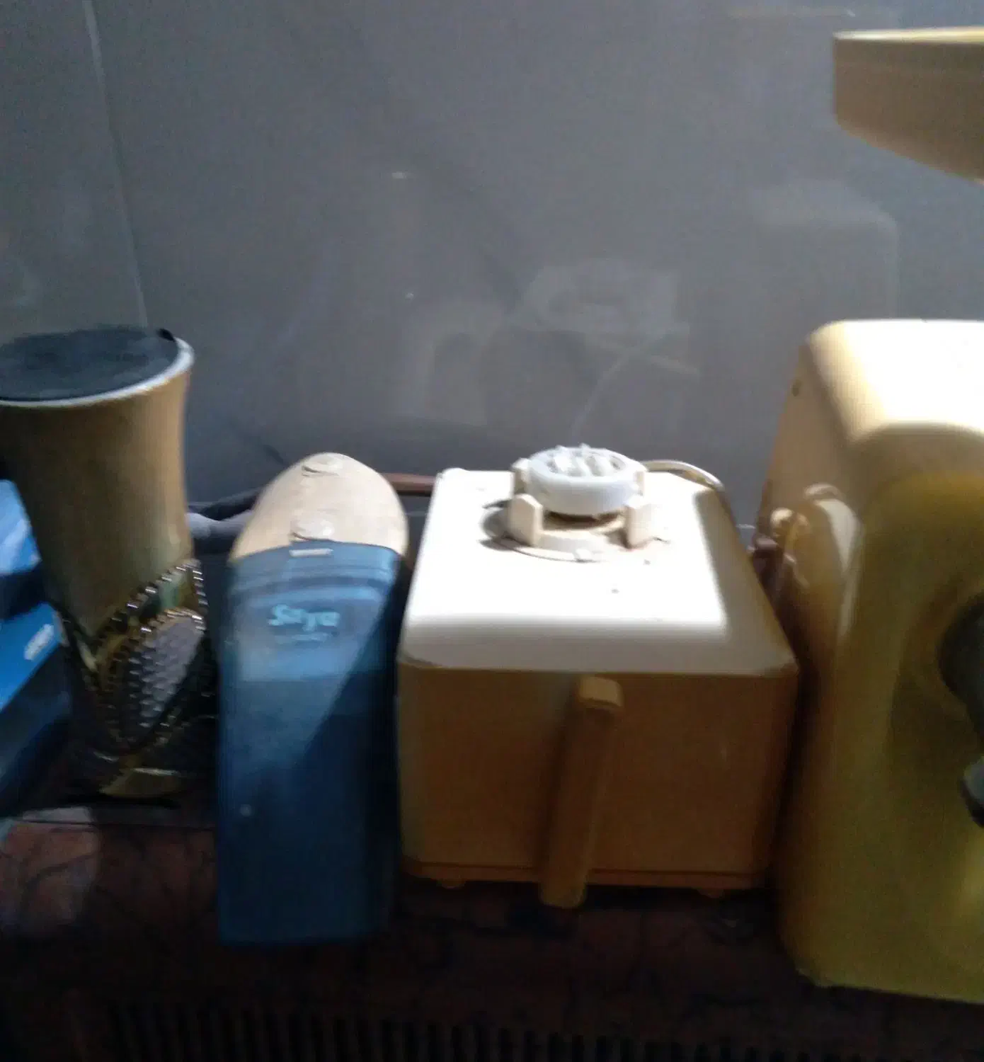 سلام چرخ گوشت نو دستگاه آبمیوه گیری جارو شارژی|خردکن، آسیاب، غذاساز|آمل, |دیوار