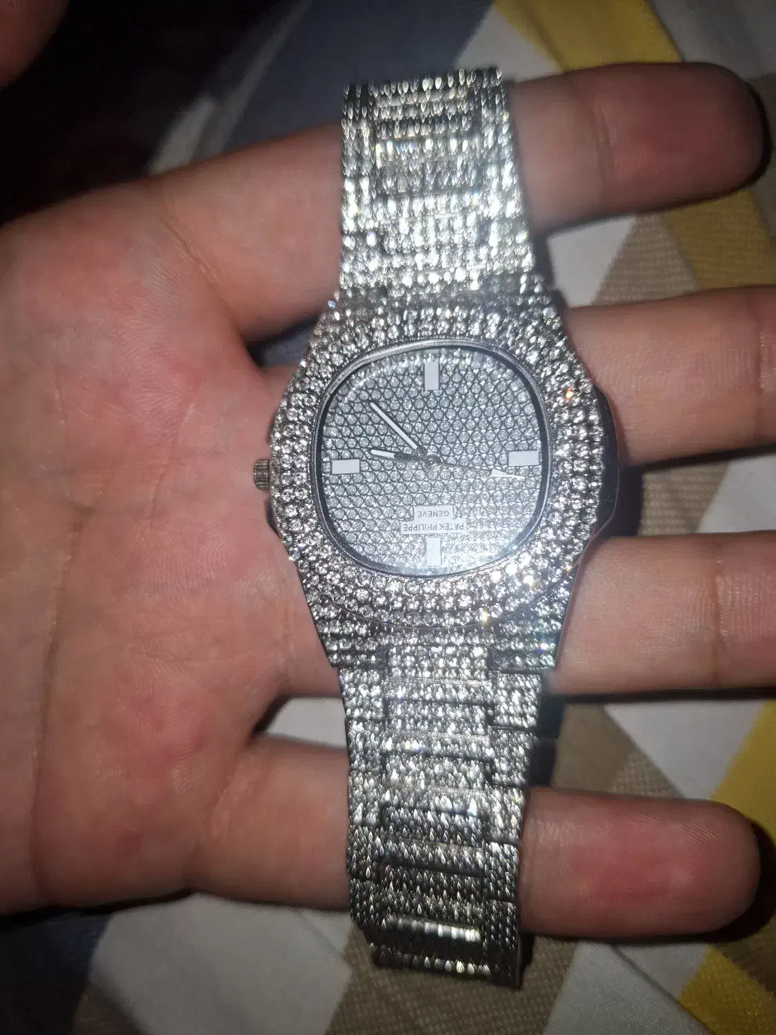 ساعت نگین دار|ساعت|آمل, |دیوار