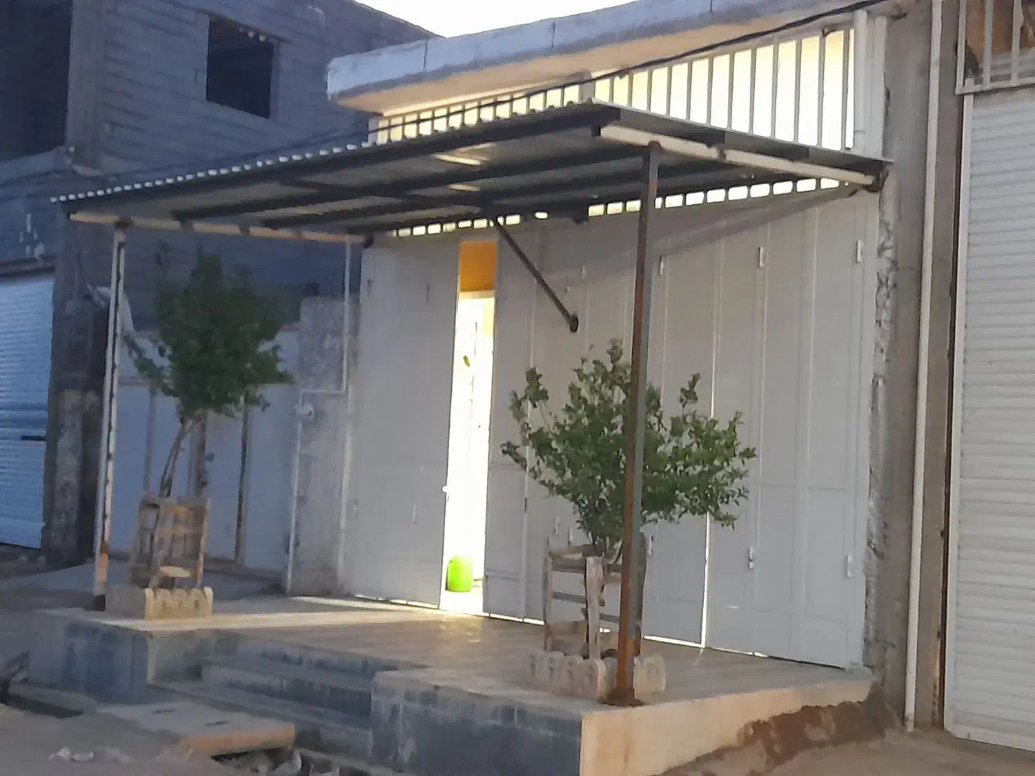 مغازه‌ تجاری بر۱۶ متری ۵۰ متر|فروش دفتر صنعتی، کشاورزی، تجاری|شیراز, سلطان آباد|دیوار